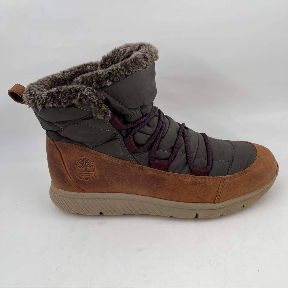 Timberland Women’s Boltero-SZ 6.5- Waterproof Faux Fur Lined Winter Hiking Boots